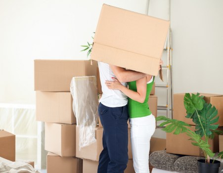 Efficient packing and moving process in Finchley